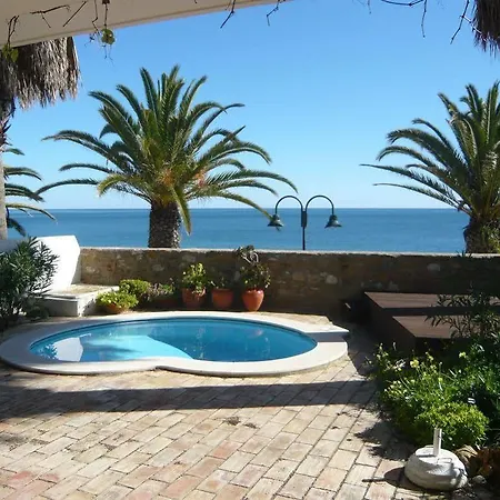 Waterside Village * Luz